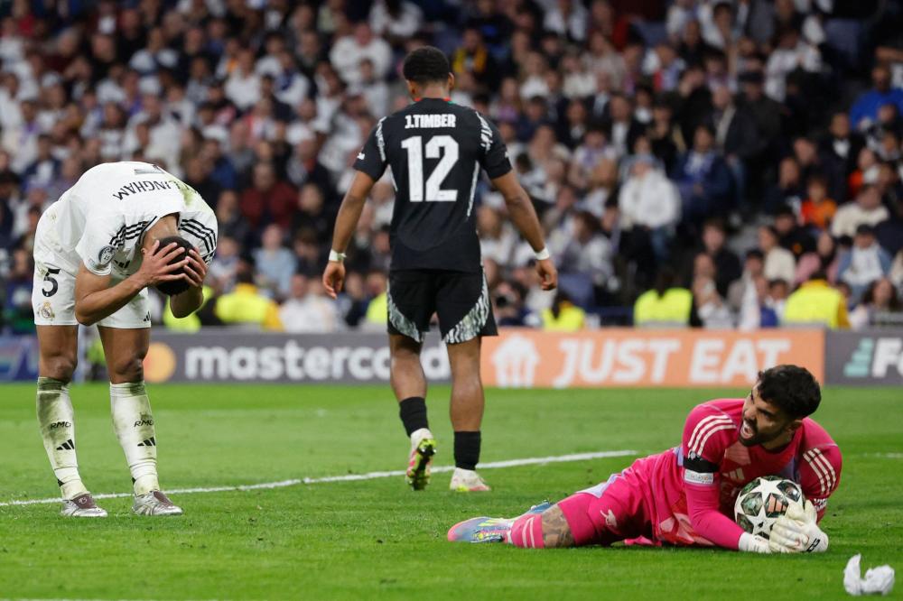 他成为不可 他成为不可